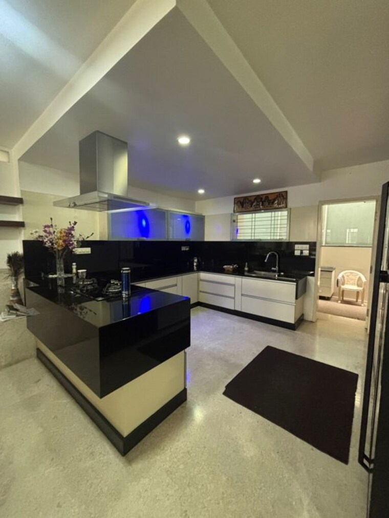 Team Area, vasanth nagar 4 Bedroom 4500 Sq.Ft. Independent House In Vasanth Nagar Bangalore 10527769