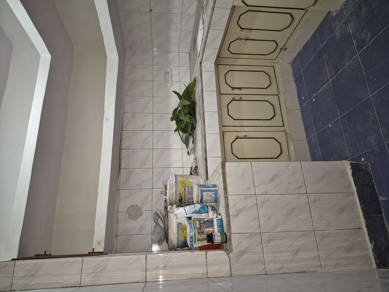Kitchen/pantry, mayur vihar 2.5 Bedroom 1050 Sq.Ft. Apartment In Mayur Vihar Delhi 10630849