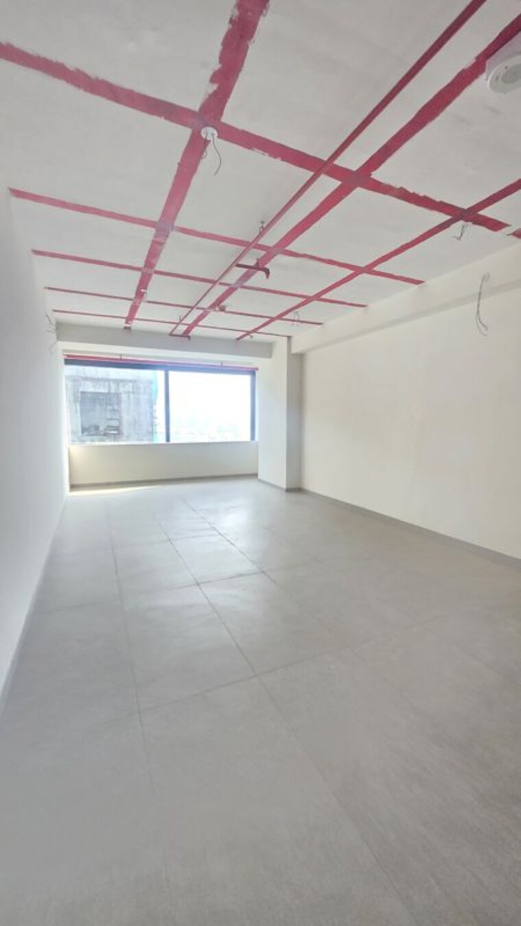 Room, bhoomi-9-business-bay Commercial Office Space 648 Sq.Ft. In Malad West Mumbai 10630847
