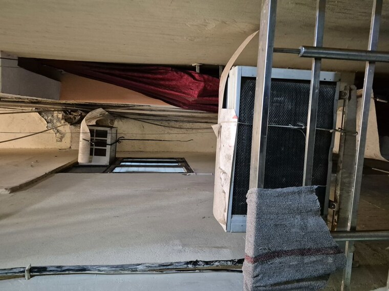 Balcony, mayur vihar 3.5 Bedroom 990 Sq.Ft. Builder Floor In Mayur Vihar Delhi 10630870