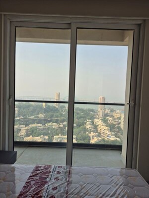 Room in 3 BHK Apartment at Vraj Tiara, Worli – for Sale
