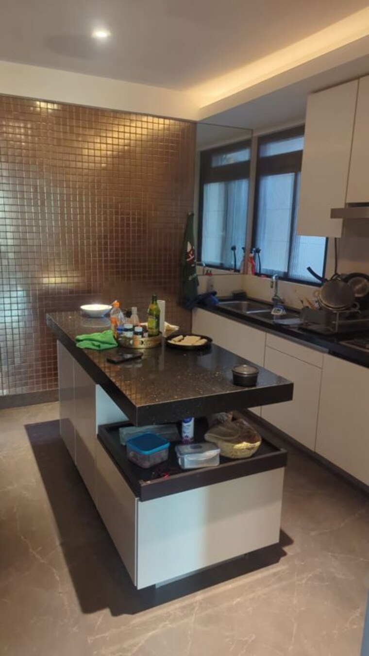 Team Area, lodha-trump-tower 4 Bedroom 1600 Sq.Ft. Apartment In Worli Mumbai 10630876