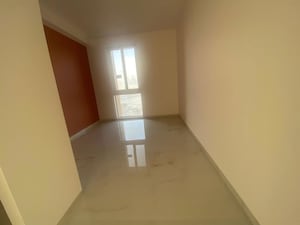 Room in 6+ BHK Apartment at Vraj Tiara, Worli – for Sale