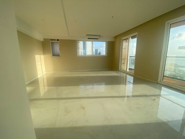 Bathroom, vraj-tiara 6+ Bedroom 2330 Sq.Ft. Apartment In Worli Mumbai 10630878