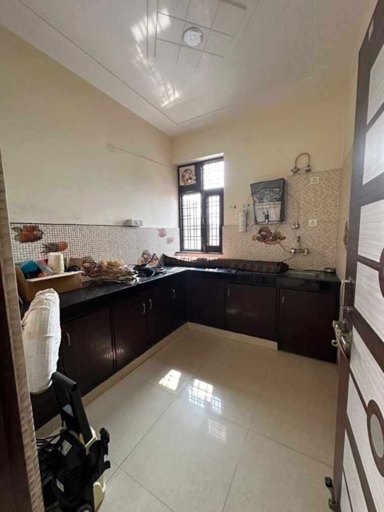 Kitchen, sector 21 2 Bedroom 2250 Sq.Ft. Builder Floor In Sector 21 Gurgaon 10630898