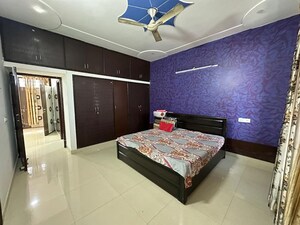 Bedroom in 2 BHK Builder Floor at Sector 21 – for Rent