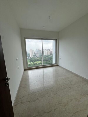 Room in 2 BHK Apartment at Courtyard by Narang Realty and The Wadhwa Group, Pokhran Road No Two – for Rent