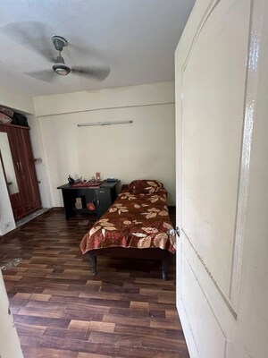 Bedroom in 2 BHK Apartment at Logix Blossom County, Sector 137 – for Rent
