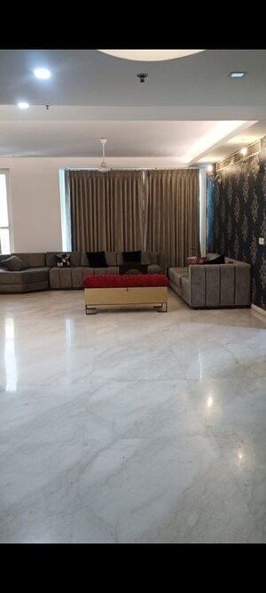 Living Room in 4 BHK Apartment at Omaxe Forest Spa, Sector 93b – for Rent