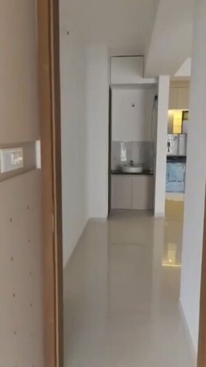 Furnished Amenities in 2 BHK Apartment at Majestique Signature Towers, Balewadi – for Rent