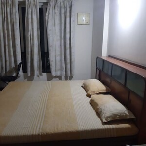 Bedroom in 2 BHK Apartment at Hiranandani Meadows, Manpada – for Rent