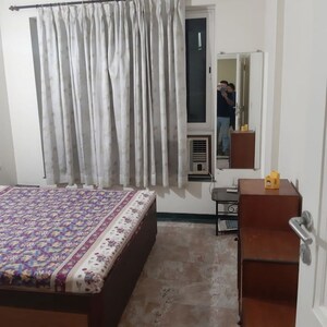 Bedroom in 2 BHK Apartment at Hiranandani Meadows, Manpada – for Rent