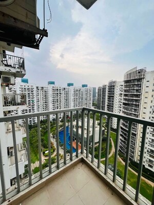 3 BHK Apartment – Exterior View View at Emaar Emerald Floors Premier, Sector 65 - for Rent
