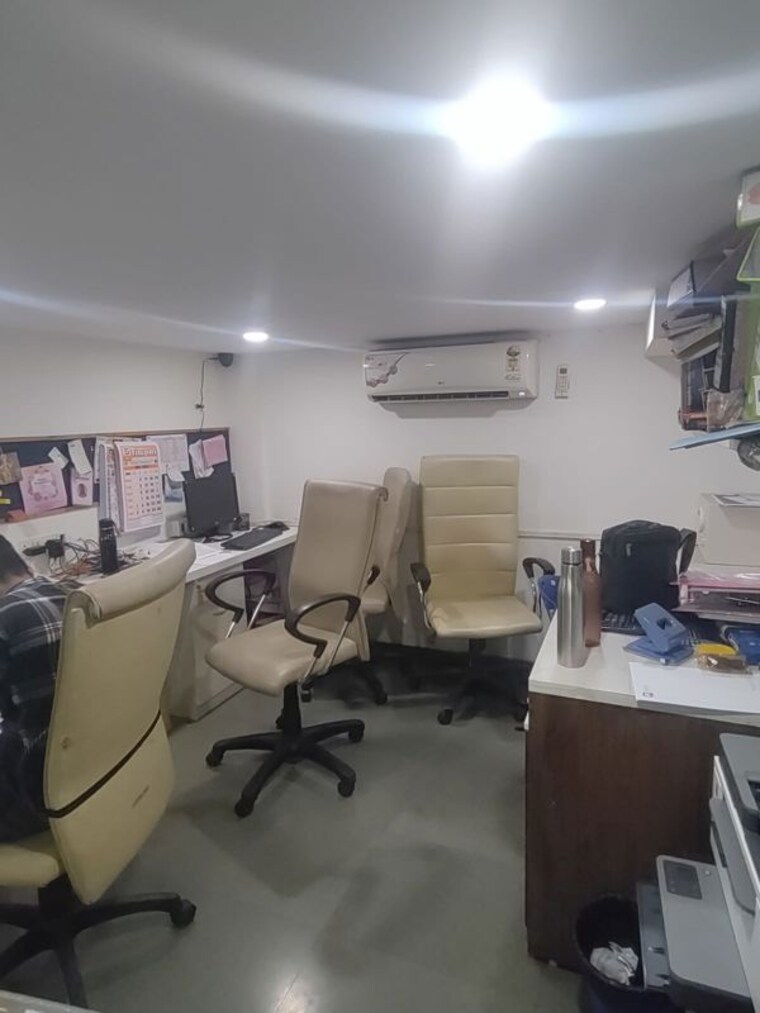 Team Area, mahalaxmi Commercial Office Space 2269 Sq.Ft. In Mahalaxmi Mumbai 10630985
