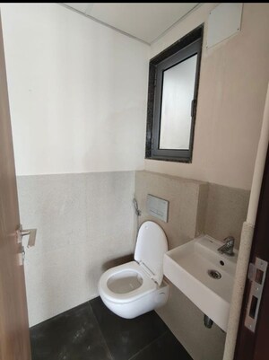 Bathroom in 1.5 BHK Apartment at Piramal Vaikunth, Balkum Pada – for Rent
