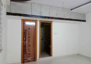 Room in 3 BHK Apartment at Rajapushpa Provincia, Narsingi – for Rent