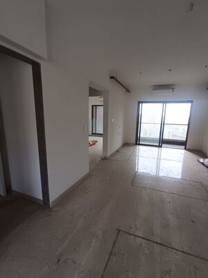 Room in 3.5 BHK Apartment at Kanakia Silicon Valley, Powai – for Rent
