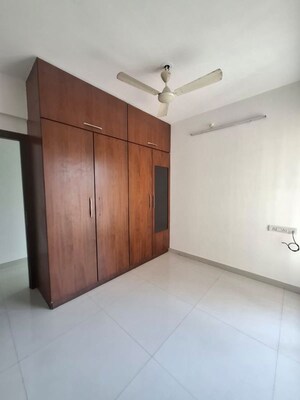 3 BHK Apartment For Rent in Rustomjee Athena, Majiwada