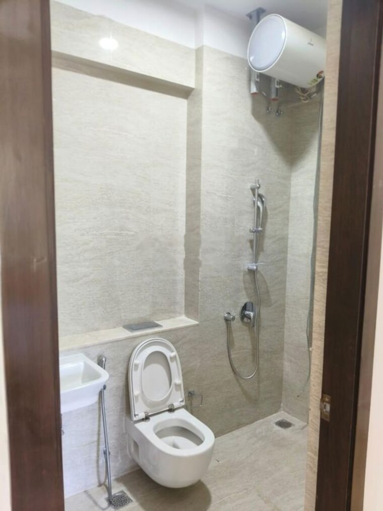 Bathroom, ruparel-ariana 2 Bedroom 1020 Sq.Ft. Apartment In Parel Mumbai 10631050