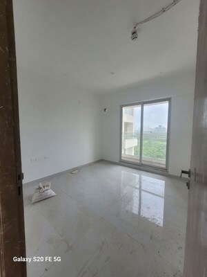 Room in 3 BHK Apartment at Newa Bhakti Park Airoli, Airoli Sector 1 – for Rent