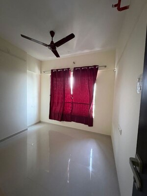 Furnished Amenities in 2 BHK Apartment at Vedant Sumeet Elite, Balkum Pada – for Rent