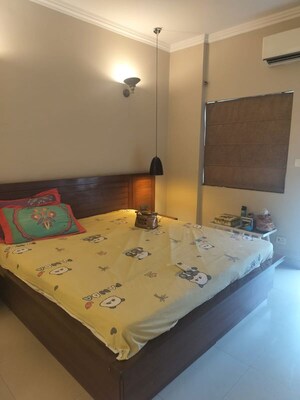 Bedroom in 3.5 BHK Apartment at Ardee City Palm Grove Heights, Sector 52 – for Rent