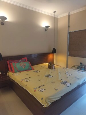 Bedroom in 3.5 BHK Apartment at Ardee City Palm Grove Heights, Sector 52 – for Rent