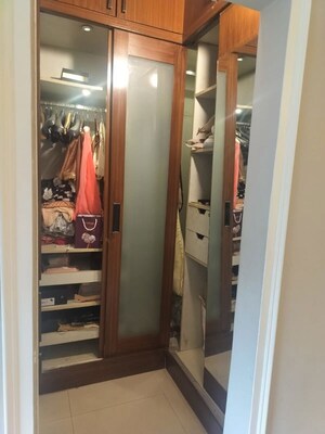Building Lobby in 3.5 BHK Apartment at Ardee City Palm Grove Heights, Sector 52 – for Rent