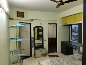 Room in 3 BHK Apartment at Memnagar – for Sale