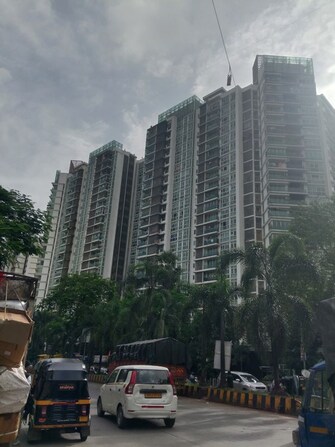 3 BHK Apartment For Rent in Whispering Palms Shopping Centre in Kandivali East, Mumbai