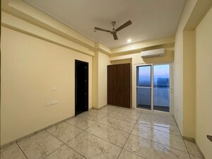 Room in 4 BHK Apartment at Dasnac Burj, Sector 75 – for Rent