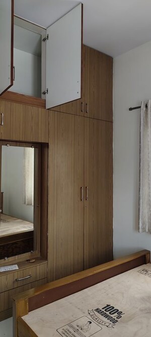 Room in 2 BHK Apartment at Indiranagar – for Rent