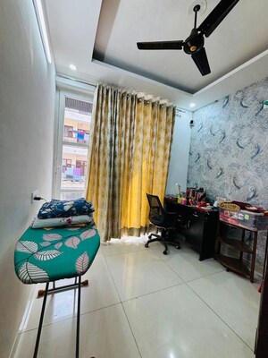 Room in 3 BHK Builder Floor at Dhakoli – for Sale