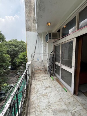 Balcony in 3 BHK Builder Floor at Chittaranjan Park – for Rent