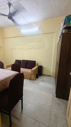 Team Area in 1 BHK Apartment at Colaba – for Sale
