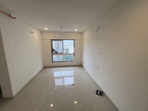 Room in 2 BHK Apartment at Shreeji Plaza, Malad West – for Rent