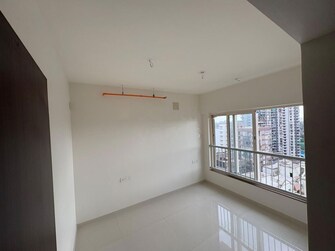 2 BHK 920 Sq.Ft. Apartment in Kalpataru Vivant