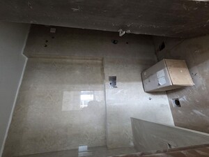 Bathroom in 3 BHK Apartment at Kalpataru Vivant, Jogeshwari East – for Rent