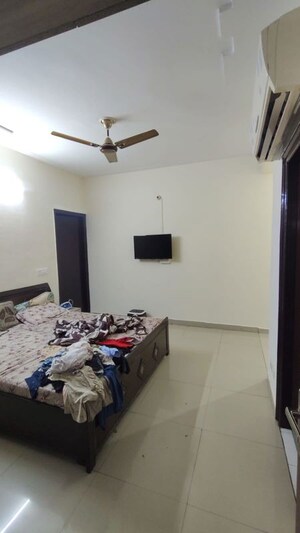 Bedroom in 3 BHK Apartment at Vip Road – for Rent