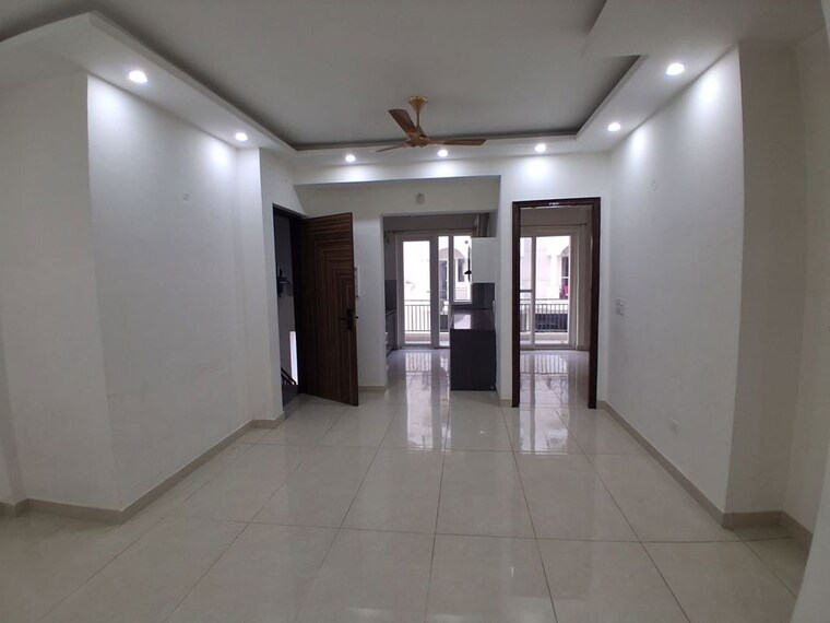 Room, vip road 3 Bedroom 1850 Sq.Ft. Apartment In Vip Road Zirakpur 10631222