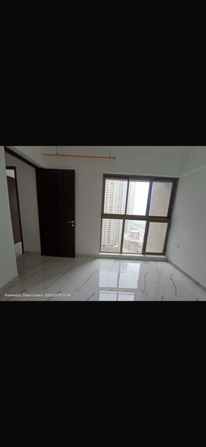 Room in 2 BHK Apartment at Raymond Ten X Habitat, Pokhran Road No Two – for Rent