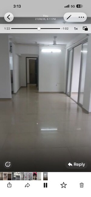 Room in 3 BHK Apartment at Amanora Future Towers, Hadapsar – for Rent