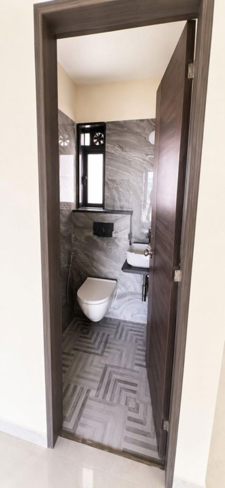 Bathroom, paradigm-antalya 2 Bedroom 860 Sq.Ft. Apartment In Oshiwara Mumbai 10631263
