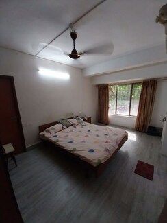 3 BHK + Prayer Room Apartment For Rent in Juhu