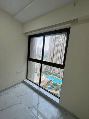 Room in 2 BHK Apartment at Raymond Ten X Habitat, Pokhran Road No Two – for Rent