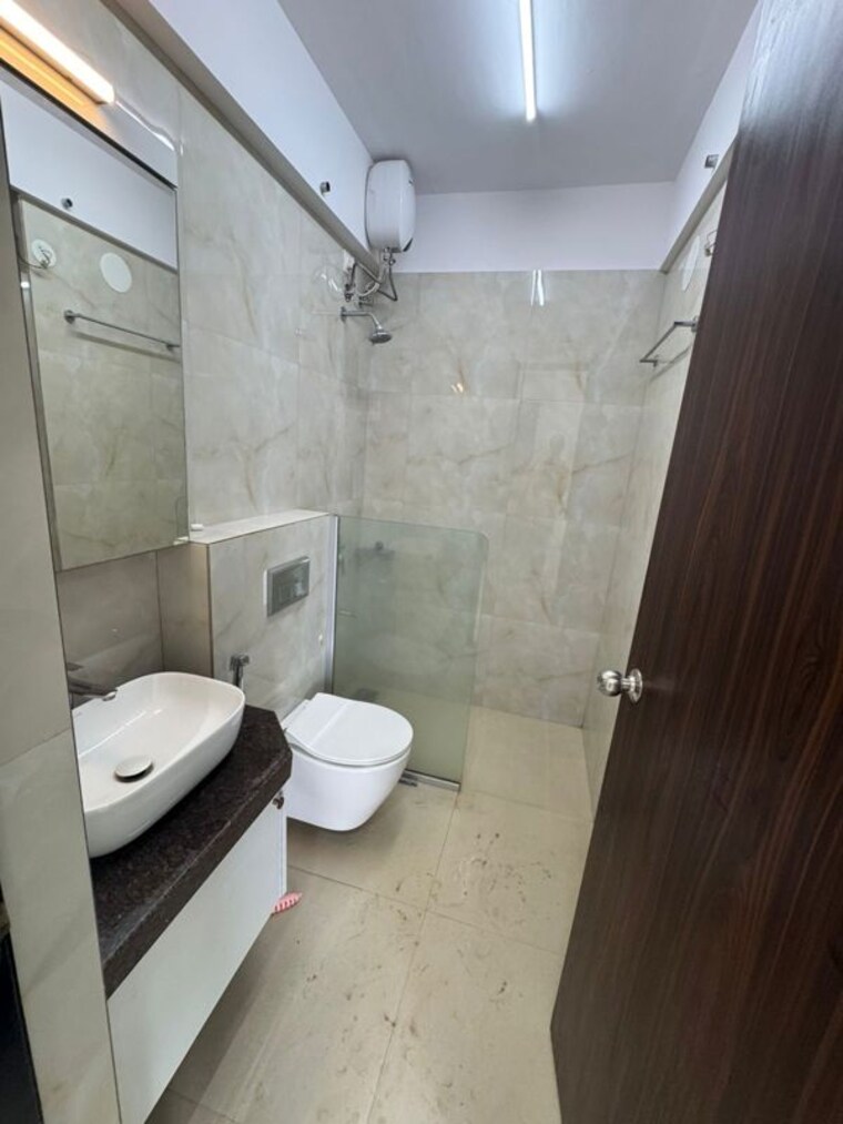 Bathroom, raymond-ten-x-habitat 2 Bedroom 615 Sq.Ft. Apartment In Pokhran Road No Two Thane 10631267