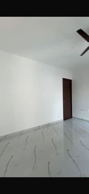 Room in 2 BHK Apartment at Raymond Ten X Habitat, Pokhran Road No Two – for Rent
