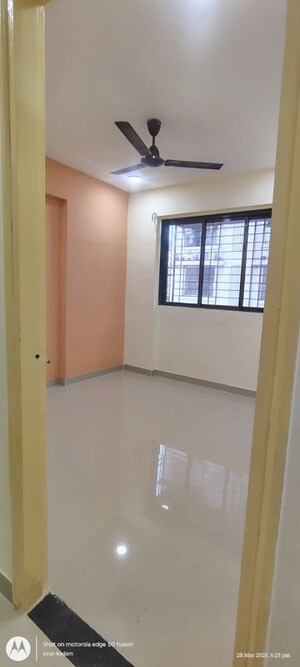 Room in 1 BHK Apartment at Goregaon West – for Rent