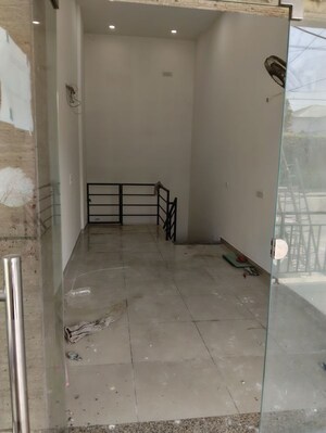  Shop For Rent in Pakhowal Road