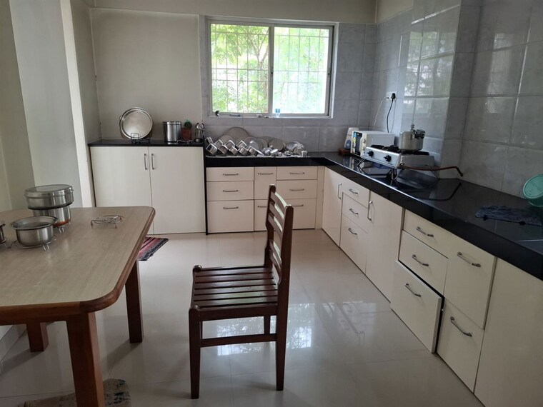 Kitchen, nirmiti-rama-govind 6+ Bedroom 4270 Sq.Ft. Apartment In Karve Nagar Pune 10631301